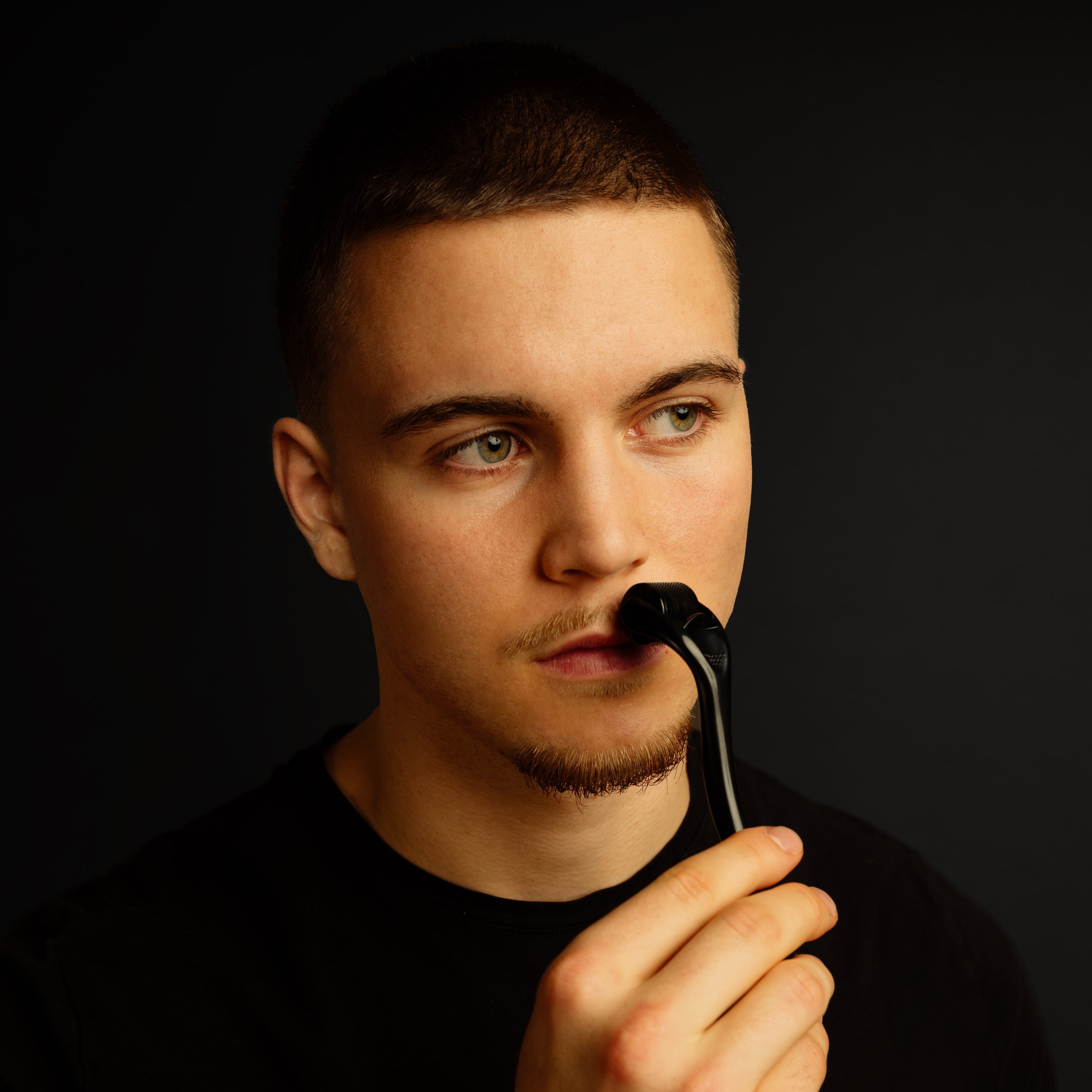 Bekomme einen dichten und gesunden Bart mit unserem Bartwachstumsset